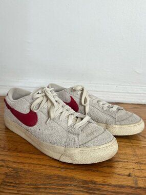 Nike Women's Killshot Sneaker